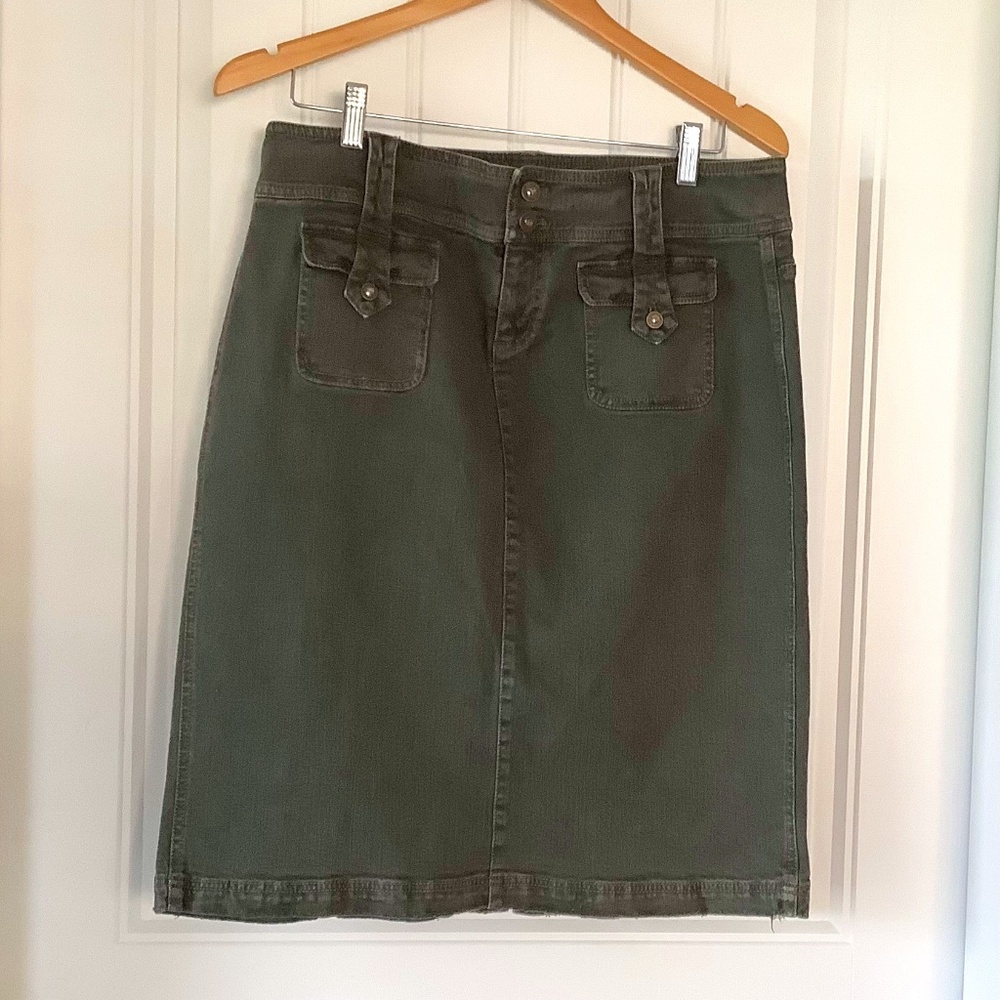 DKNY denim skirt size 12